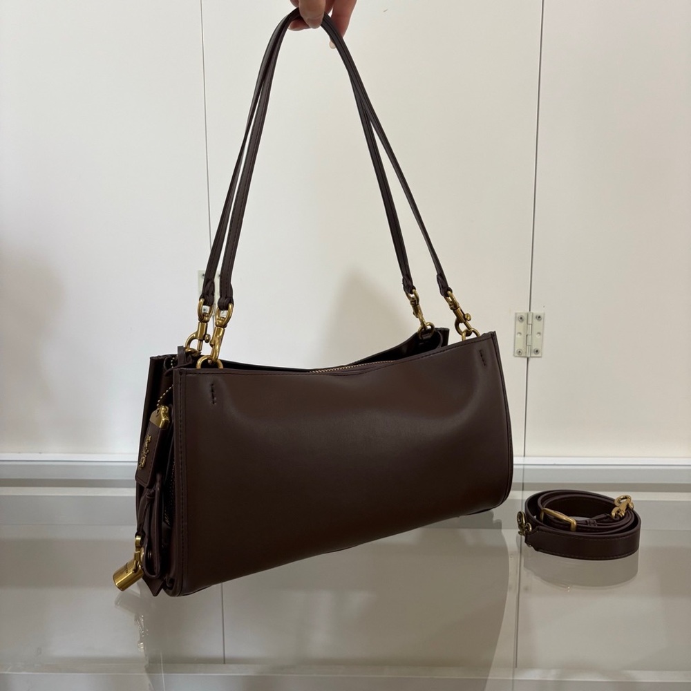 Coach Dark Brown Leather Shoulder Bag with Gold Hardware - Picture 4 of 10